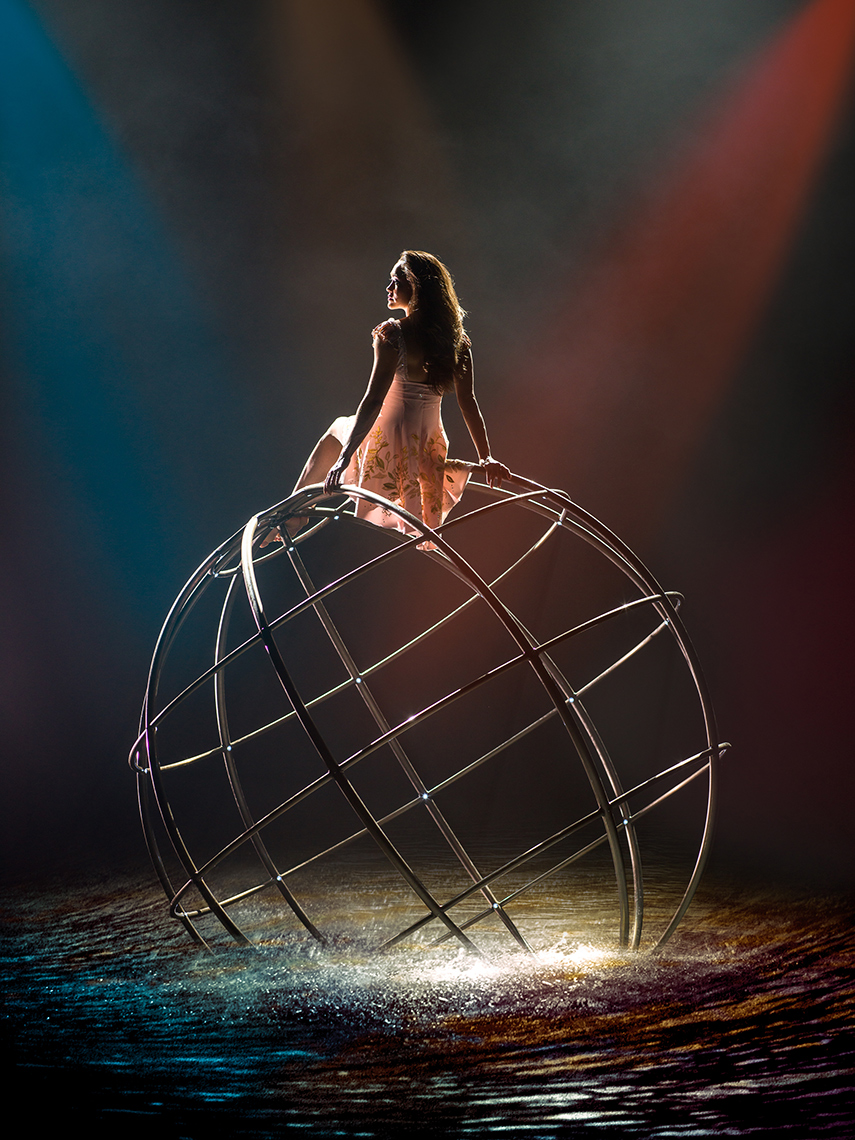 The dreamer on the sphere Le RÊVE the Dream show At the Wynn Las Vegas Advertising