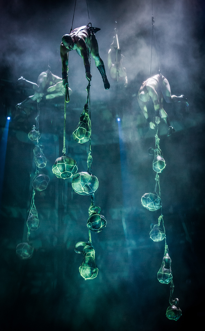 Water thieves Le RÊVE the Dream show At the Wynn Las Vegas Advertising