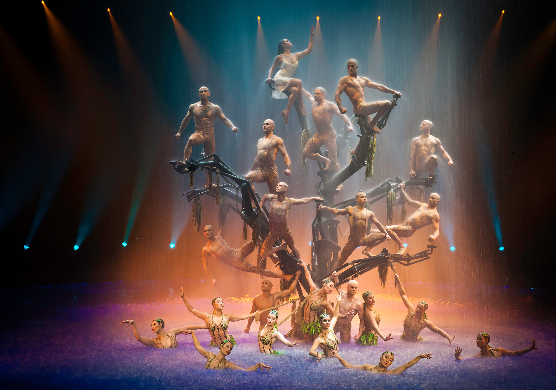 Tree with synchro Le RÊVE the Dream show At the Wynn Las Vegas Advertising